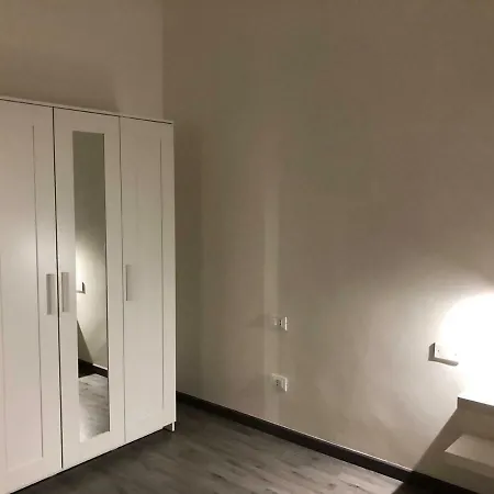 Apartment Dimora Milan