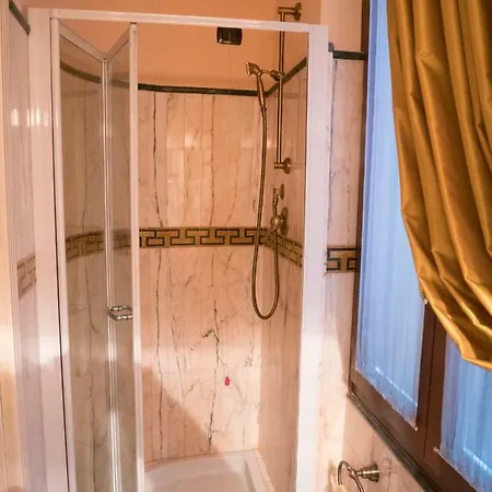 Apartment Broletto 26 Mailand