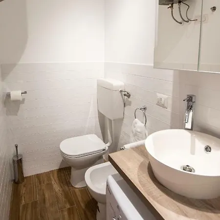 Apartment Clusone 1 *