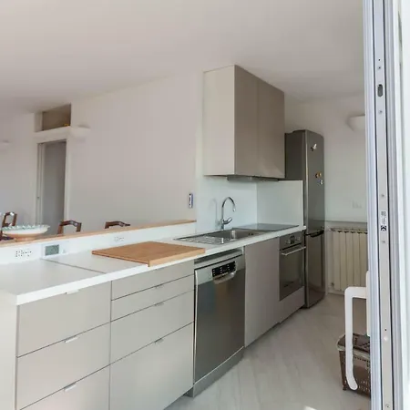 Exclusive Rooftop With Large Terrace In Solari/tortona Milano