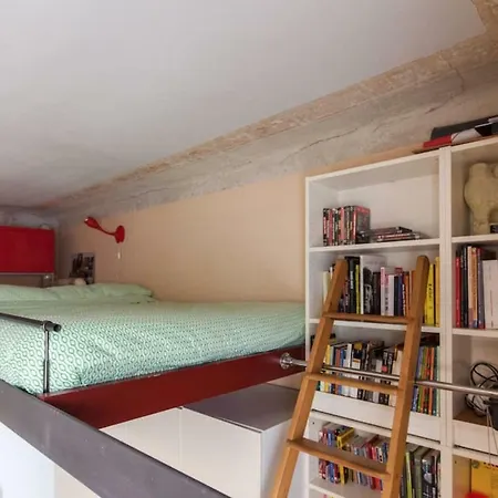 Apartamento Bilocale Vintage Anni '50 Nel Design