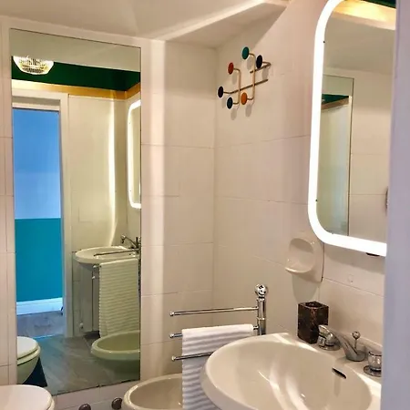 Enquel . Nolo District Apartment