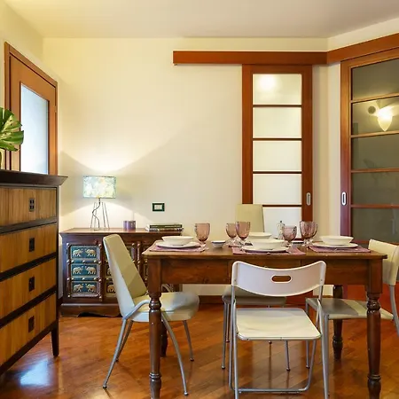 アパート Lecasedimilano Premuda Suites ミラノ
