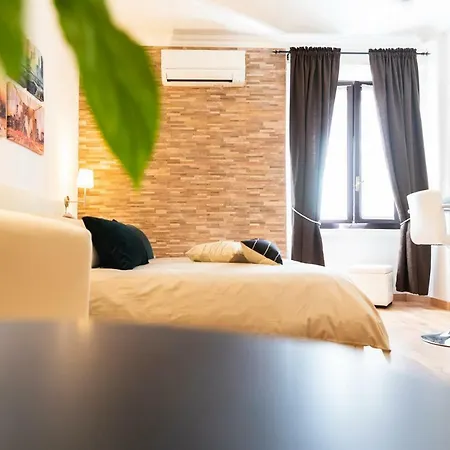 Smart - Downtown Apartment