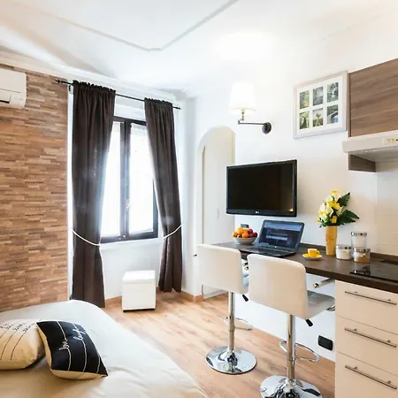 Smart - Downtown Milan