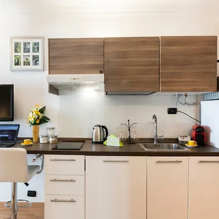 Smart - Downtown Apartment