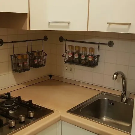 Apartment Bilocale Ristrutturato Ed Arredato Porta Romana