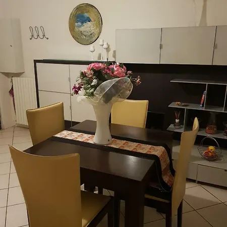 Bilocale Ristrutturato Ed Arredato Porta Romana *
