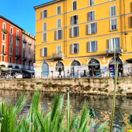 Vacanzeinarte Navigli - Dedicated To Aida Cooper Apartment Milan