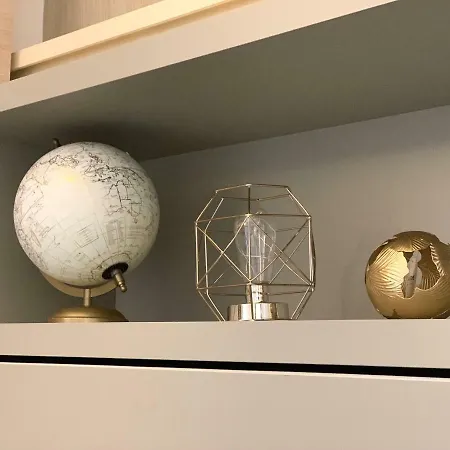 Design - Porta Romana Apartment *