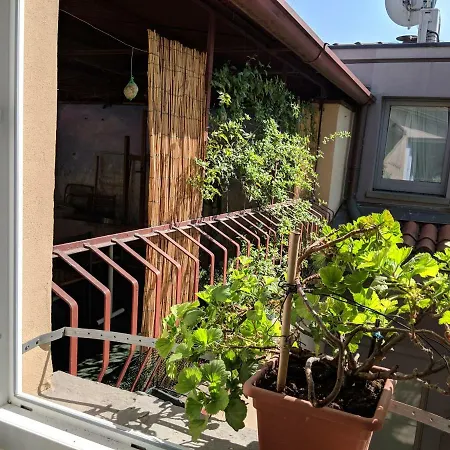 Casa Glicine * Milánó