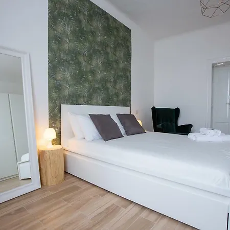 Cesarotti 2 Apartment