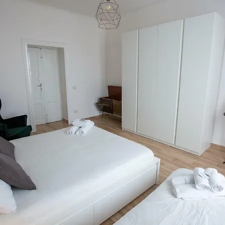Apartment Cesarotti 2 *