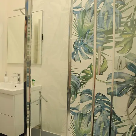 Dreams בית הארחה 4*