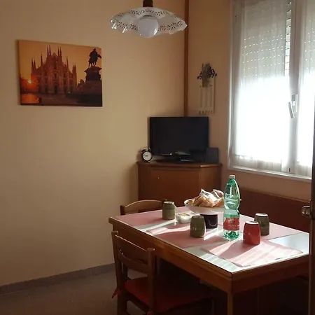 Casa Girla Milan