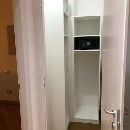 Apartamento Bruzzanese Milán