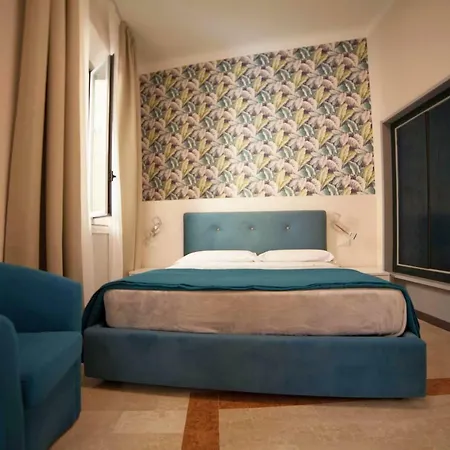 Pensión Cadorna House 2*