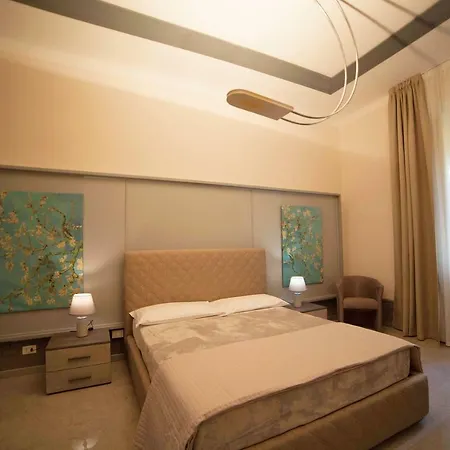 Cadorna House 2*