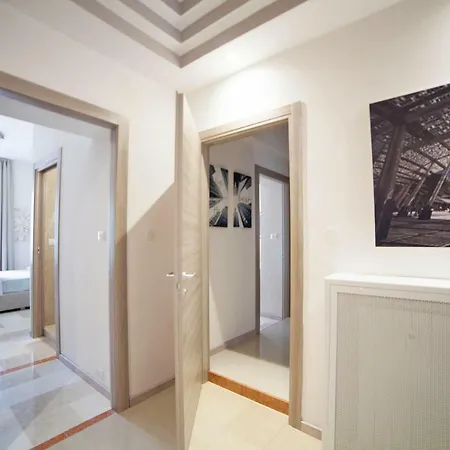 Penzion Imhome - Cadorna House Milán