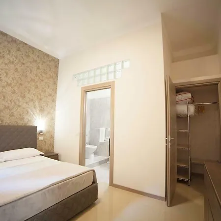 Cadorna House Pensión