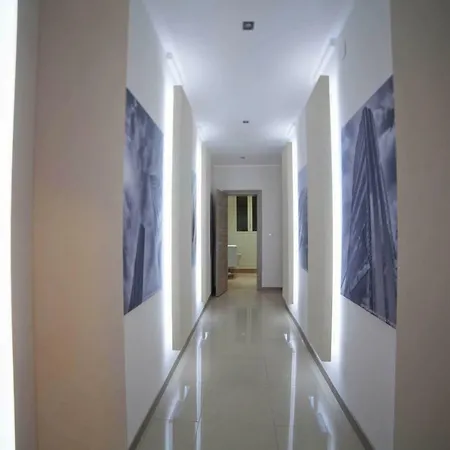 Cadorna House Pensión