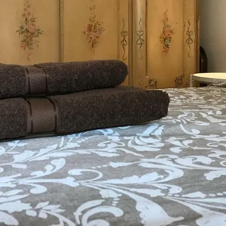 Via Paracelso, 5 Apartment Milan