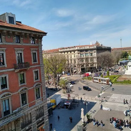 Lusso Centro Duomo Castello P3 Apartamento *