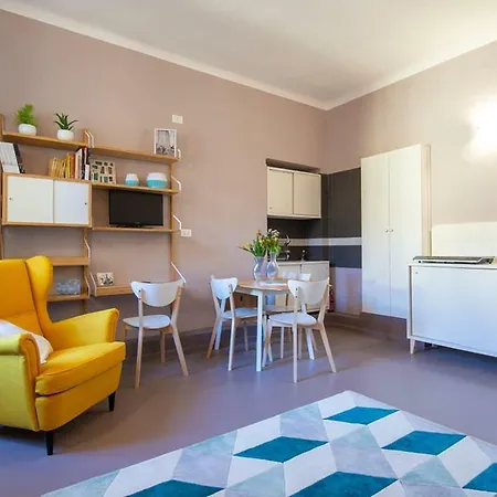 Anna Apartment *