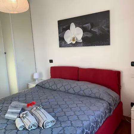 Apartment Starflower House - Ieo Milan