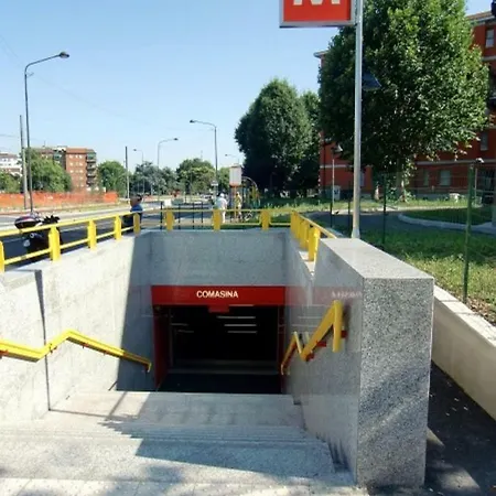 Co&mo A 16 Minuti Da Duomo * Milão