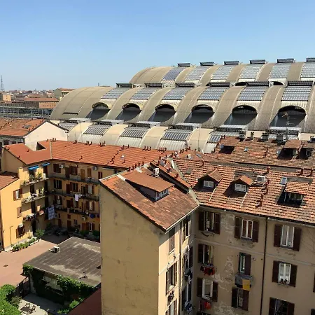 Luxury Unique View Near Main Station Milan