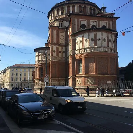 Maison Flo Milan