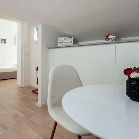 Italianway Easy - Volta 21 * Milan