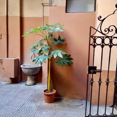 아파트 Cosy And Sweet Studio 3 Stops To Duomo