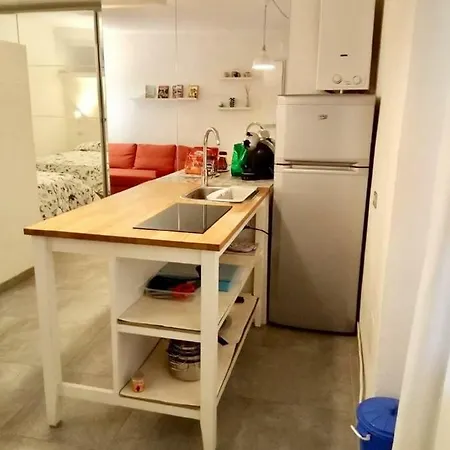 Cosy And Sweet Studio 3 Stops To Duomo 아파트