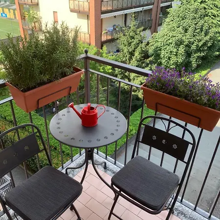 Co&mo A 16 Minuti Da Duomo Apartamento Milão