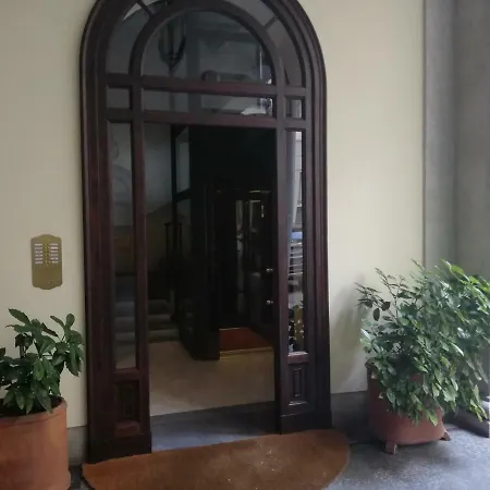 Maison Luisa Milán