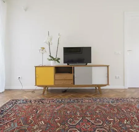 Apartment Hozyhome- Duomo In Via San Pietro All'orto
