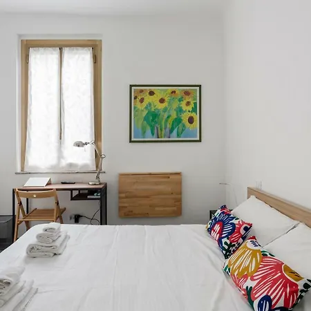 Hostmate - - Via Paruta *