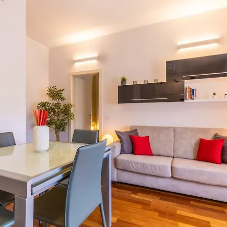 Golden House Apartment