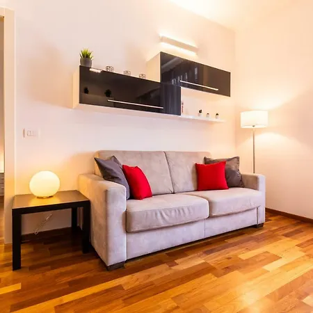 Golden House Апартаменты