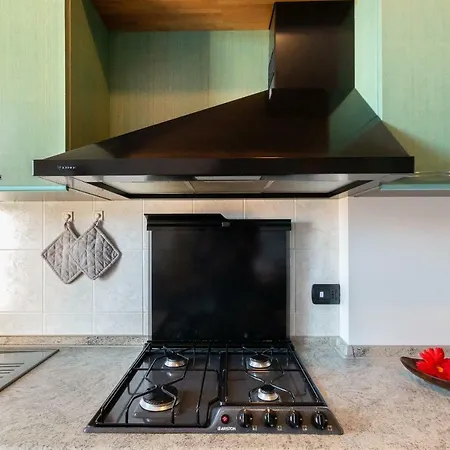 Alessia's Flat Veneziano 3 *