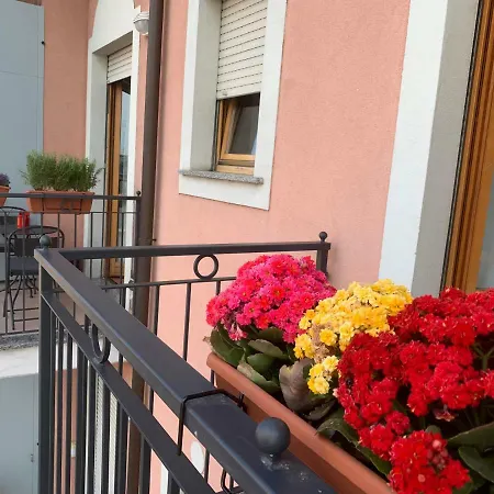 Co&mo A 16 Minuti Da Duomo Apartamento Milão