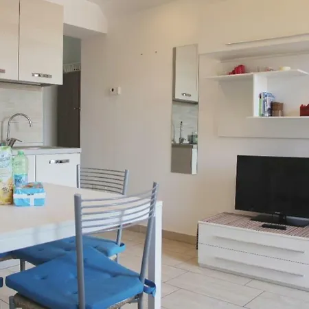 Maciachini Bilo Appartement *