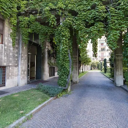 Beautiful Flat In Center Mailand