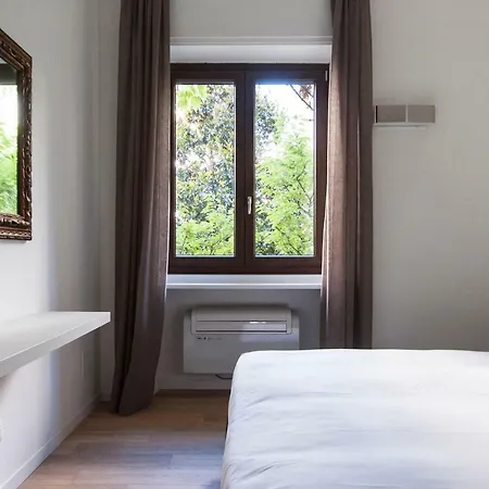Beautiful Flat In Center Mailand