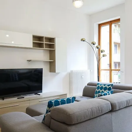 City Centre Moscova-corso Garibaldi Luxury Flat Daire *