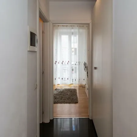 Bilocale Zona 200metri Da Stazione * Milan