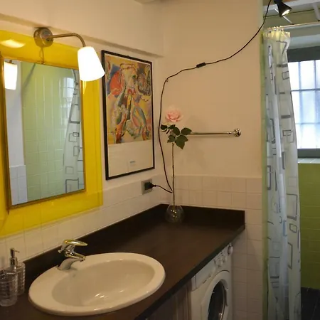 Via Valtellina Loft * Milan