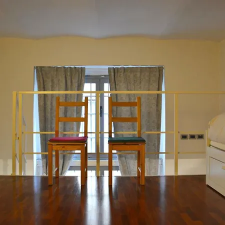 Via Valtellina Loft * Milan
